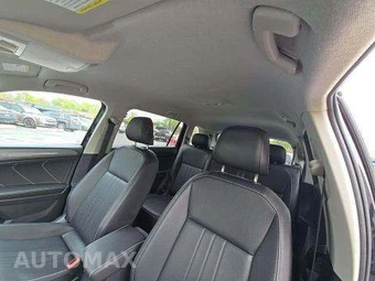 2022 Volkswagen Tiguan SE – miniatura 12