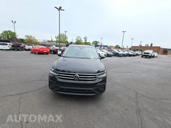2022 Volkswagen Tiguan SE – miniatura 2