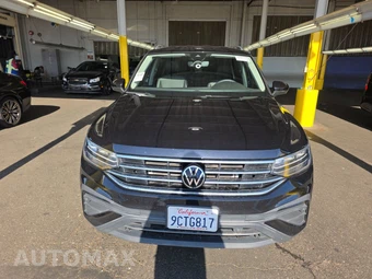 2022 Volkswagen Tiguan SE - miniatura 2