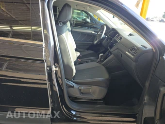 2022 Volkswagen Tiguan SE - miniatura 8