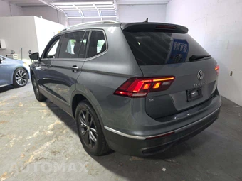 2022 Volkswagen Tiguan SE - miniatura 2