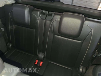 2022 Volkswagen Tiguan SE - miniatura 14