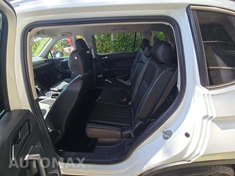 2022 Volkswagen Tiguan SE - miniatura 13