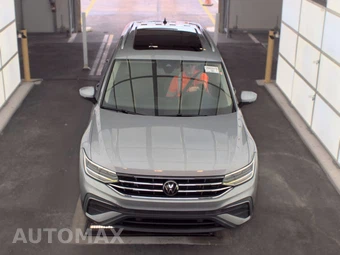 2022 Volkswagen Tiguan SE - miniatura 2