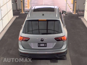 2022 Volkswagen Tiguan SE - miniatura 5