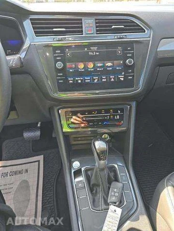 2022 Volkswagen Tiguan SE – miniatura 10