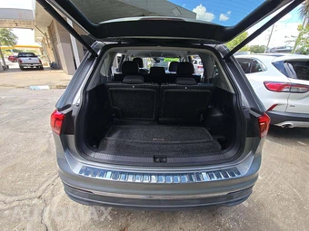 2022 Volkswagen Tiguan SE - miniatura 15