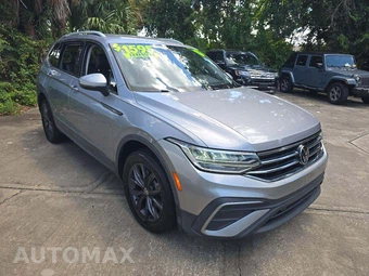 2022 Volkswagen Tiguan SE - miniatura 4