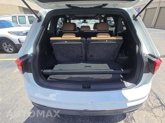 2022 Volkswagen Tiguan SE - miniatura 12