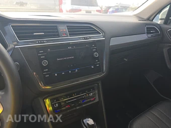 2022 Volkswagen Tiguan SE – miniatura 11