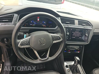 2022 Volkswagen Tiguan SE – miniatura 10