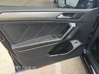 2022 Volkswagen Tiguan SE – miniatura 9