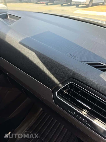 2022 Volkswagen Tiguan SE – miniatura 20