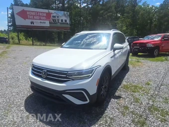 2022 Volkswagen Tiguan SE