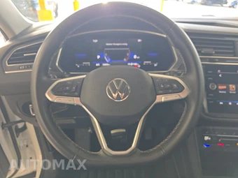 2022 Volkswagen Tiguan SE – miniatura 10
