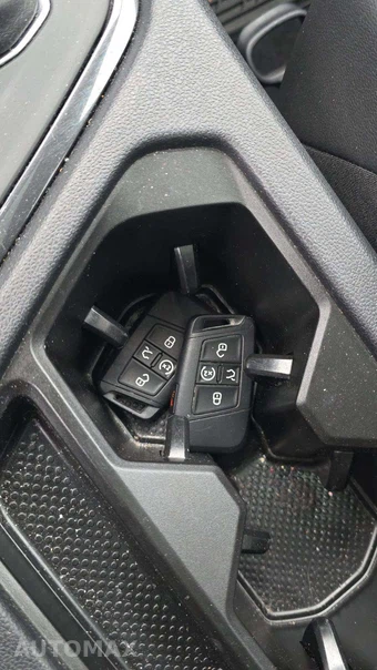 2022 Volkswagen Tiguan SE – miniatura 17