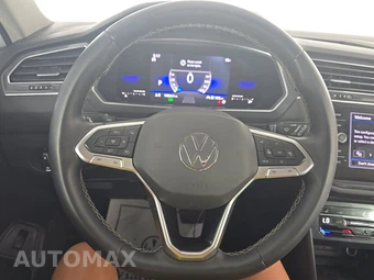 2022 Volkswagen Tiguan SE – miniatura 10