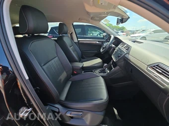 2022 Volkswagen Tiguan SE – miniatura 8