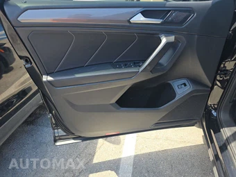 2022 Volkswagen Tiguan SE – miniatura 9