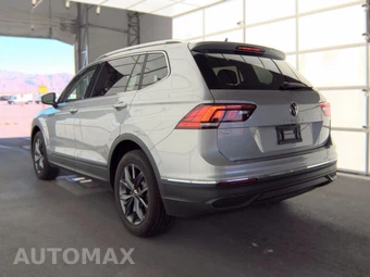 2022 Volkswagen Tiguan SE - miniatura 6