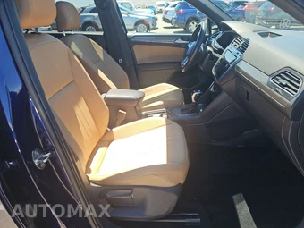 2022 Volkswagen Tiguan SE - miniatura 8