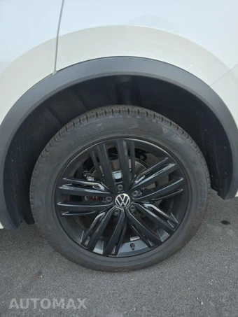 2022 Volkswagen Tiguan SE R-Line Black - miniatura 11