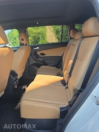 2022 Volkswagen Tiguan SE R-Line Black - miniatura 16