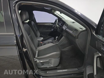 2022 Volkswagen Tiguan SE R-Line Black - miniatura 8