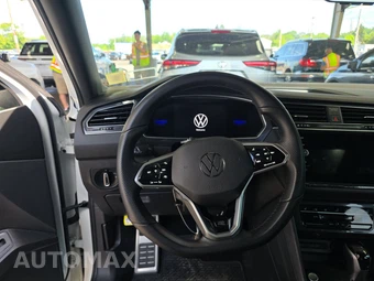 2022 Volkswagen Tiguan SE R-Line Black - miniatura 10
