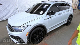 2022 Volkswagen Tiguan SE R-Line Black