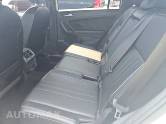 2022 Volkswagen Tiguan SE R-Line Black - miniatura 13