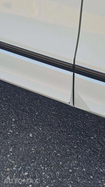 2022 Volkswagen Tiguan SE R-Line Black - miniatura 26