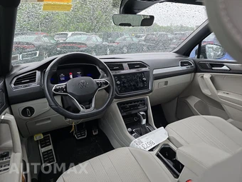 2022 Volkswagen Tiguan SE R-Line Black - miniatura 11