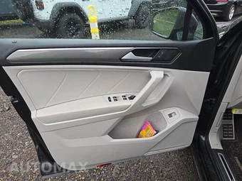 2022 Volkswagen Tiguan SE R-Line Black - miniatura 9