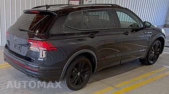 2022 Volkswagen Tiguan SE R-Line Black - miniatura 4