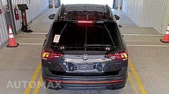 2022 Volkswagen Tiguan SE R-Line Black - miniatura 5