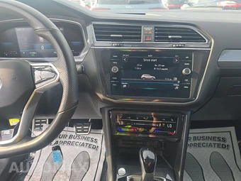 2022 Volkswagen Tiguan SE R-Line Black - miniatura 11