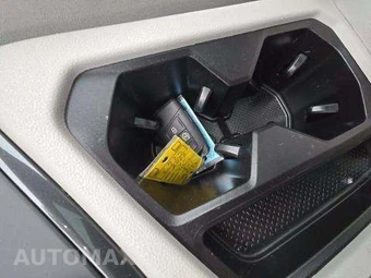 2022 Volkswagen Tiguan SE R-Line Black - miniatura 8
