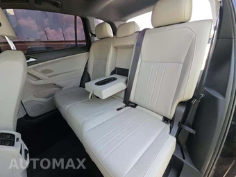2022 Volkswagen Tiguan SE R-Line Black - miniatura 10