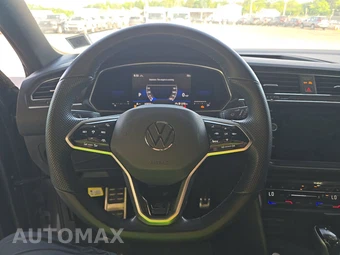 2022 Volkswagen Tiguan SE R-Line Black - miniatura 10