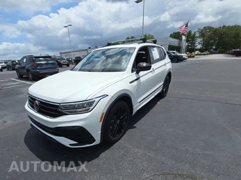 2022 Volkswagen Tiguan SE R-Line Black