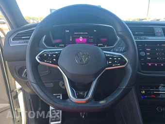 2022 Volkswagen Tiguan SE R-Line Black - miniatura 10