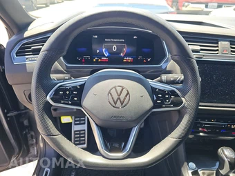 2022 Volkswagen Tiguan SE R-Line Black - miniatura 10