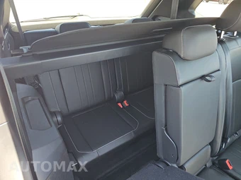 2022 Volkswagen Tiguan SE R-Line Black - miniatura 14