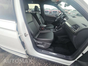 2022 Volkswagen Tiguan SE R-Line Black - miniatura 8