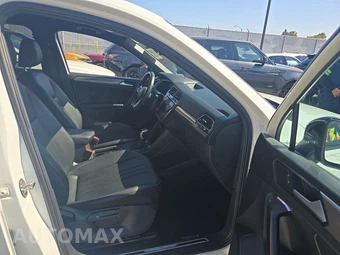 2022 Volkswagen Tiguan SE RLN BLK - miniatura 8