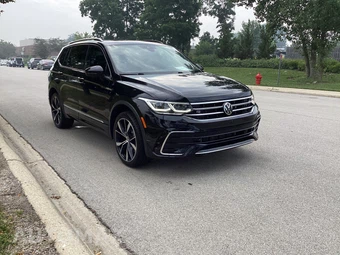 2022 Volkswagen Tiguan SEL R-Line - miniatura 3