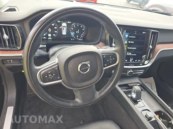 2022 Volvo S60 B5 Inscription - miniatura 10