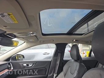 2022 Volvo S60 B5 Inscription - miniatura 19