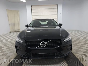 2022 Volvo S60 B5 Inscription - miniatura 2